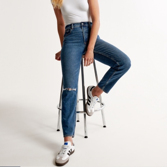 Abercrombie & Fitch Denim - Abercrombie mom jeans